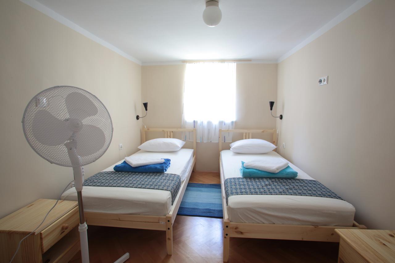 Hostel Adriatic Piran (Adults Only) المظهر الخارجي الصورة