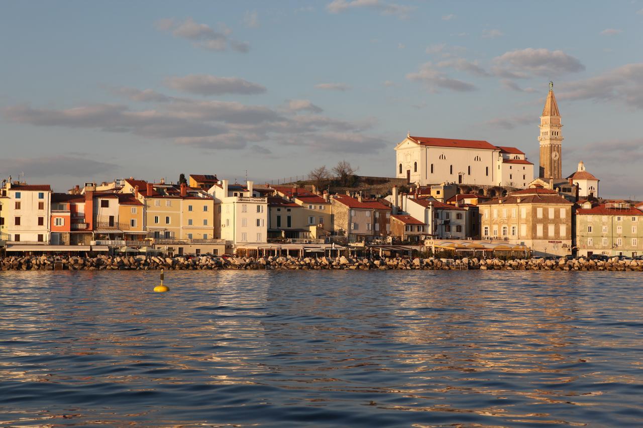 Hostel Adriatic Piran (Adults Only) المظهر الخارجي الصورة